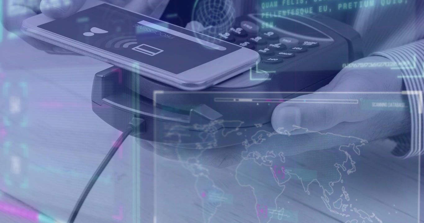 Tocando smartphone en terminal sin contacto, iconos volteándose y mapa apareciendo mostrando pago global