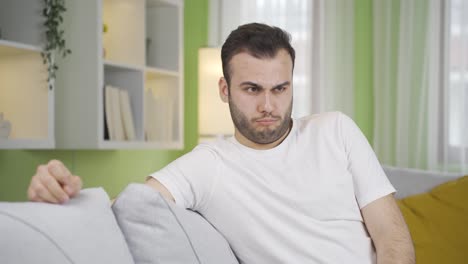 Portrait-of-man-with-schizophrenia.