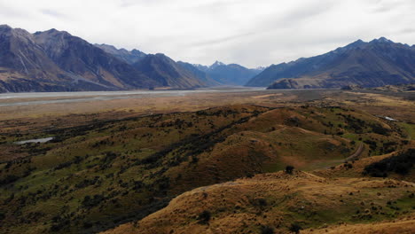 Valle-De-Montaña-En-Nueva-Zelanda-Drone-4k