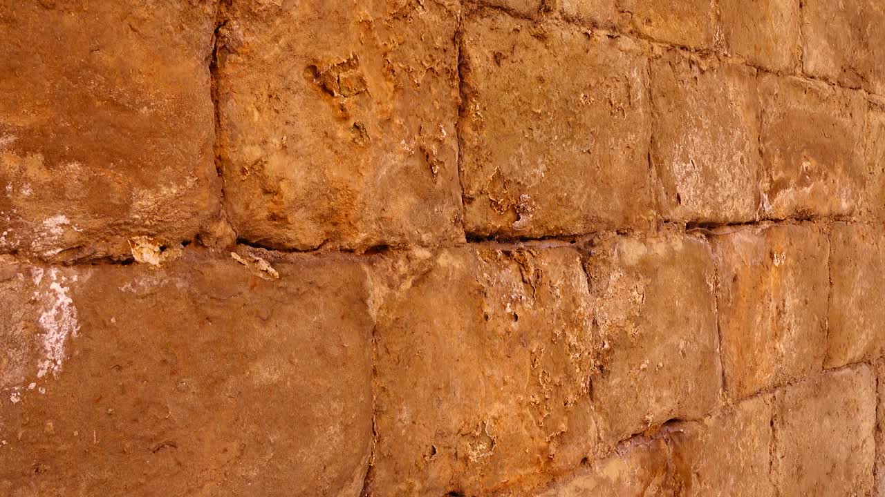Un muro di pietra. Sfondo per riprese