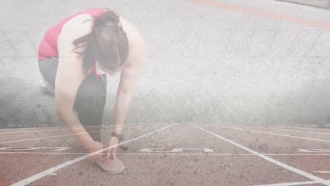 animación de pistas de correr sobre tamaño plus mujer caucásica haciendo ejercicio en la ciudad