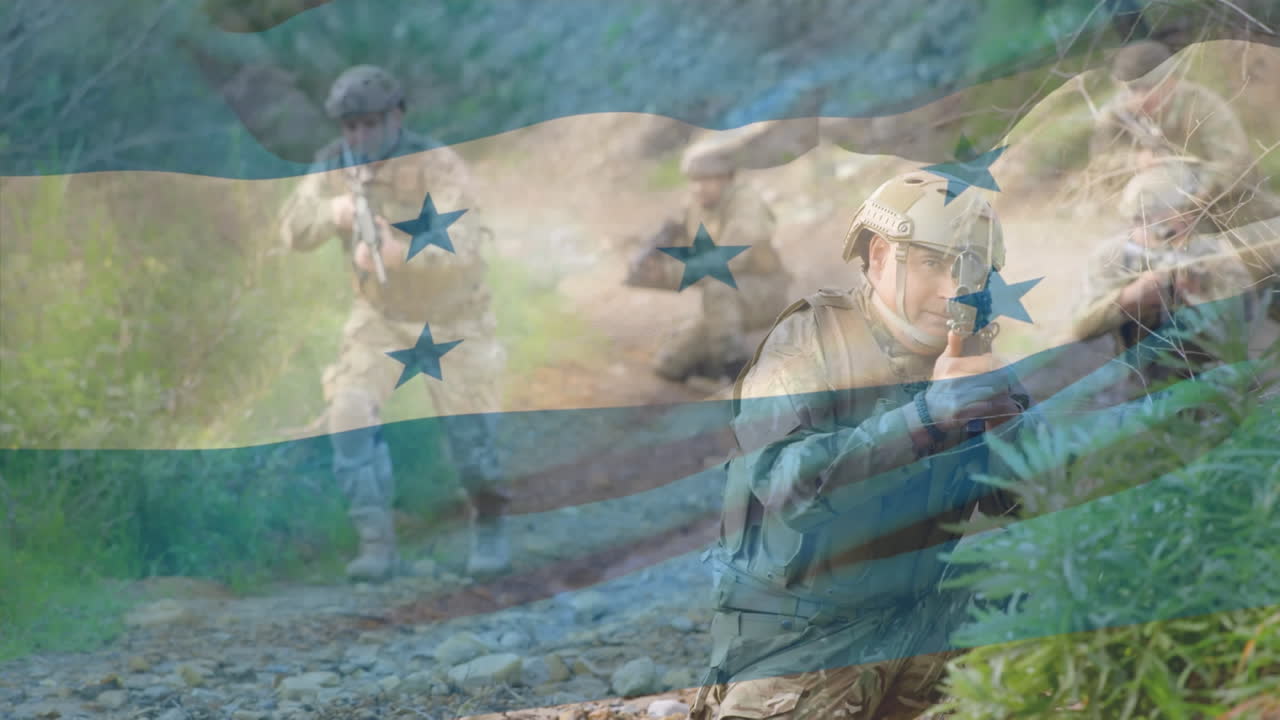 animación de la bandera de honduras sobre varios soldados