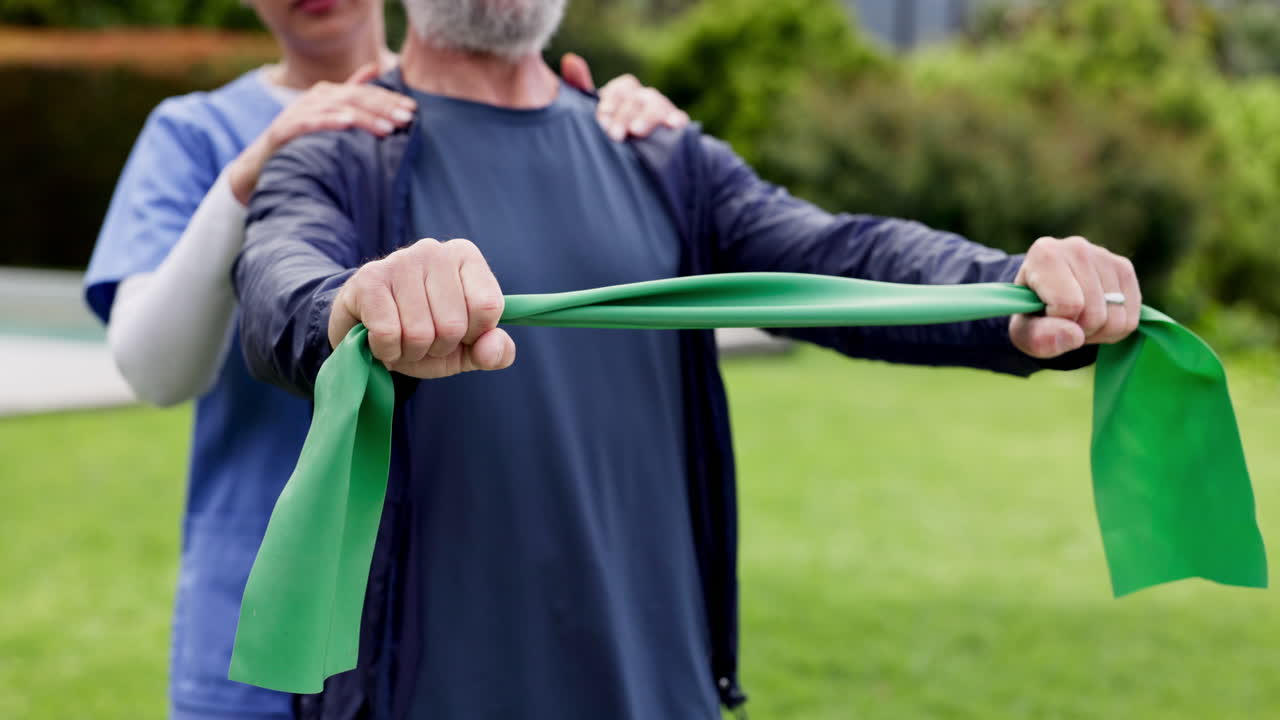 물리치료사, 노인