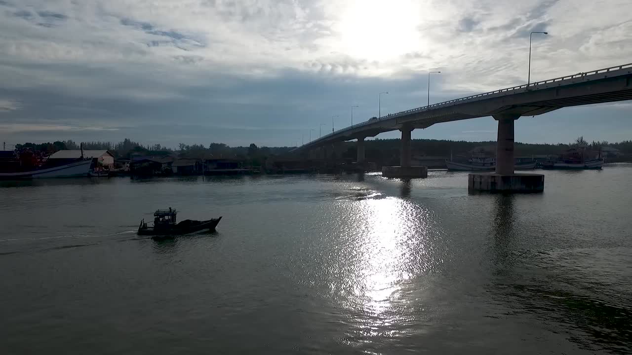 태국 라용 지구 하구 프라새 어촌 마을