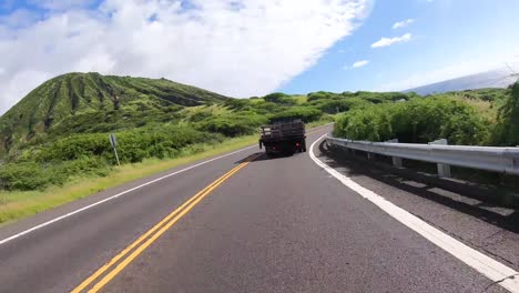 driving on the roads of oahu hawaii with stabilized gopro 12