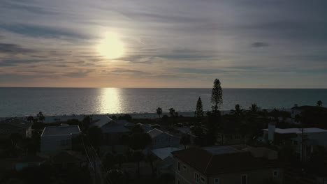 Sonnenuntergang-über-St.-Petes-Beach,-Florida