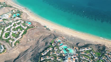 Increíble-Playa-De-Esquinzo-Con-Horizonte-Infinito