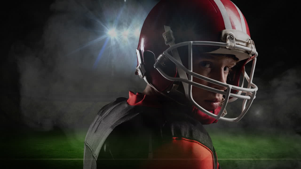 Animazione di giocatore di football americano caucasico su luci dello stadio
