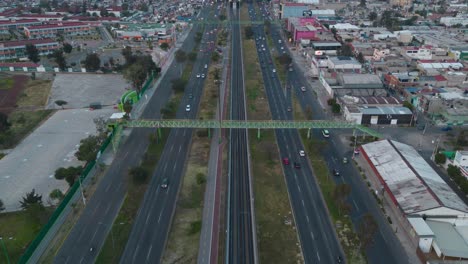 hiperlapso de tráfico en la ciudad de méxico, ecatepec