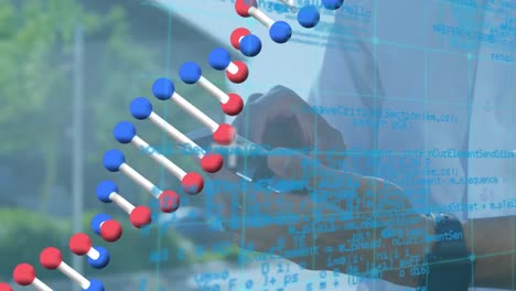 Animation-Des-DNA-Strangs-Und-Der-Datenverarbeitung-über-Einem-Kaukasischen-Geschäftsmann-Mit-Smartphone