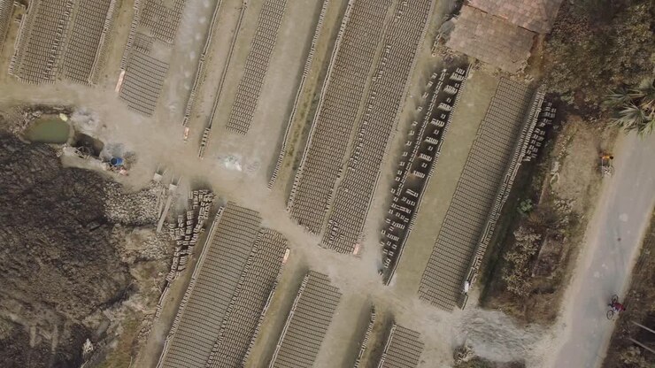 The brick industry developed around the alluvial soil along the Ganga River