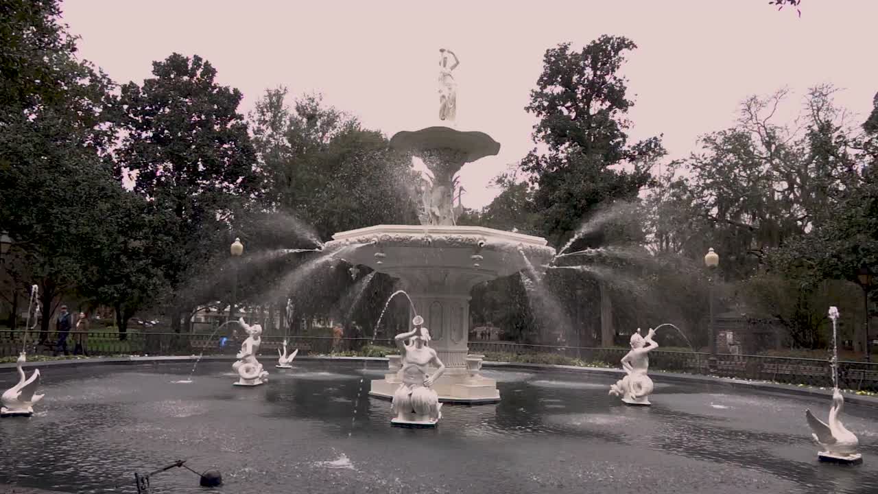 fuente del parque forsyth savanah georgia en cámara lenta