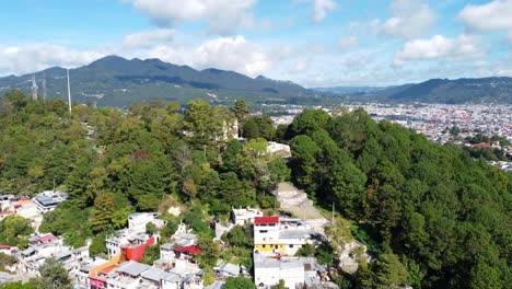 Aerial-shot-of-the-San-Cristobalito-church-in-San-Cristobal-de-las-Casas,-Chiapas,-Mexico