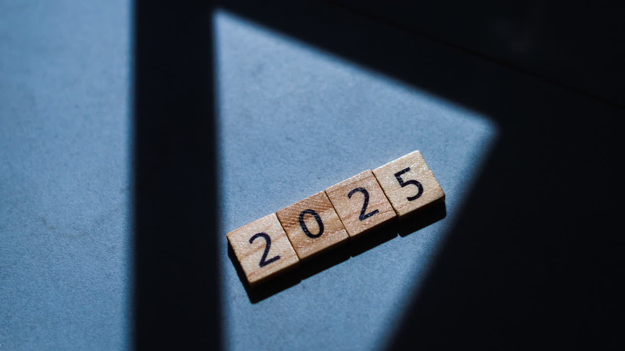 Explore symbolism of 2025 through a minimalist artistic lens highlighting future insights