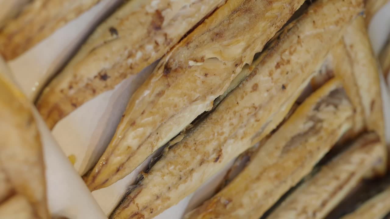 Filetti di sgombro affumicato