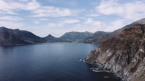 Océano-Atlántico-Sur-Aéreo,-Hout-Bay-Ciudad-Del-Cabo-4k