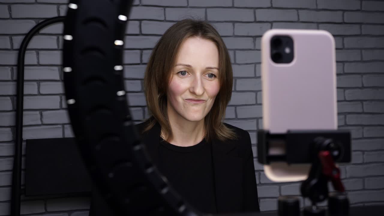 disparos a una blogger hablando con sus seguidores