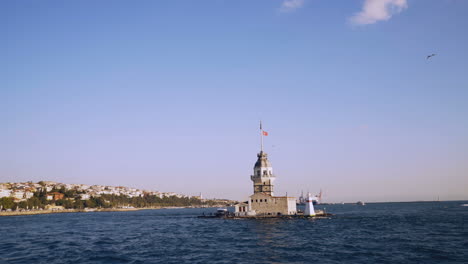 a torre da donzela em istambul