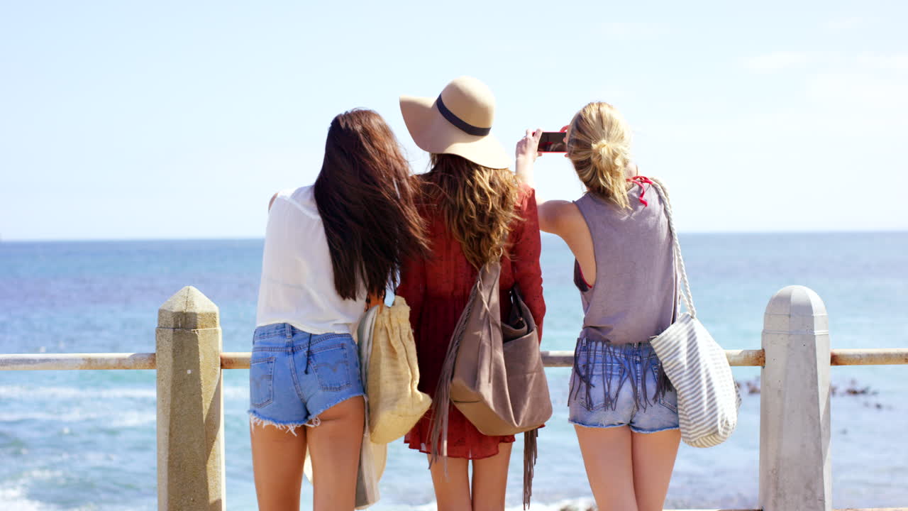 바다  ⁇ 에서 추억을 만들고