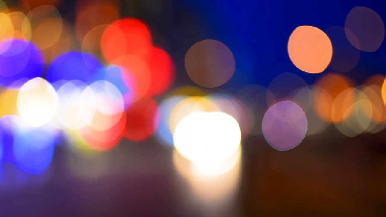 borroso de la vista de la calle de los semáforos, bokeh de la vista de la calle de la vida nocturna