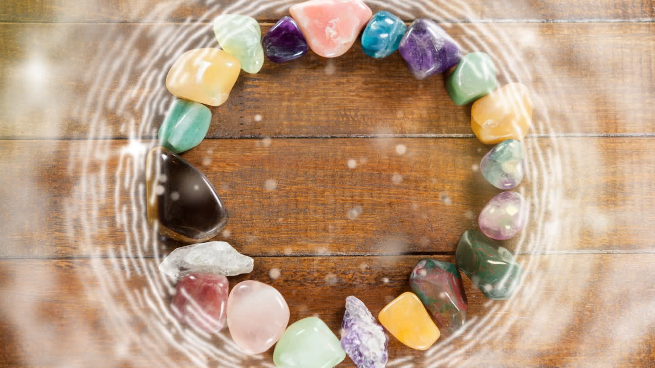 アニメーション 閃く点と星を石の上に 腕輪を木製の背景に