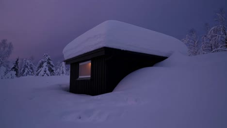 warm light glowing from the window of a small wooden cabin, nestled in deep snow, creates a cozy and serene winter scene at twilight, inviting a sense of tranquility and solitude