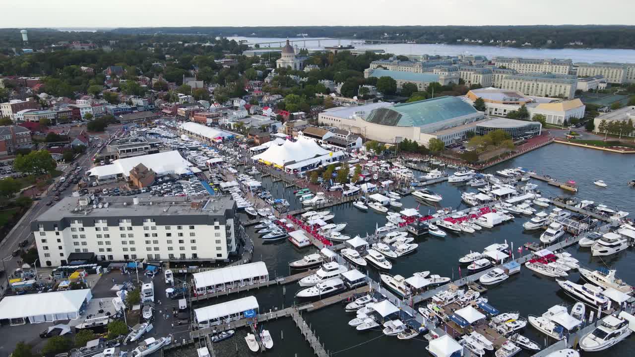 아나폴리스 보트쇼에 오신 것을 환영합니다