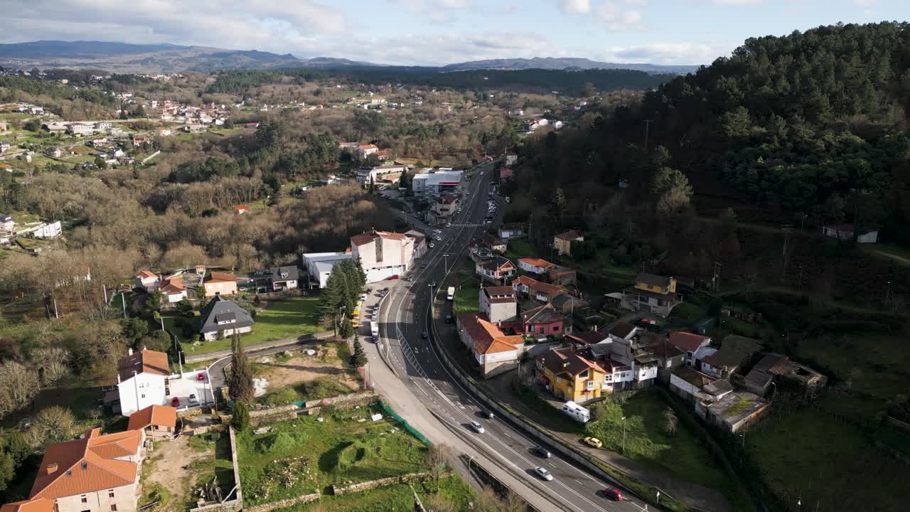 Vista dal drone di Castadon, Pereiro de Aguiar, Spagna.