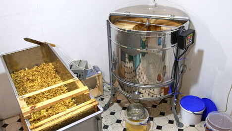honey extracting equipment and process