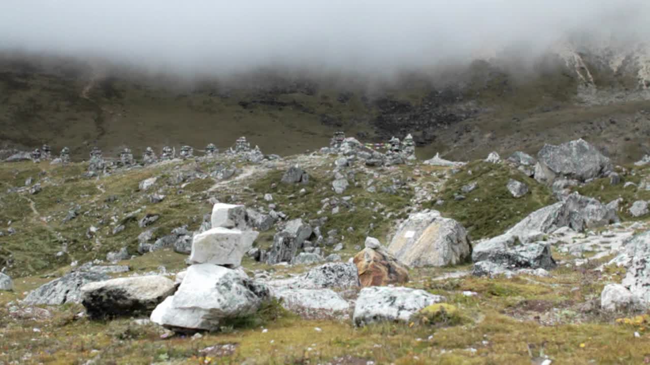 сосредоточиться на одном чортене в чупка-ларе