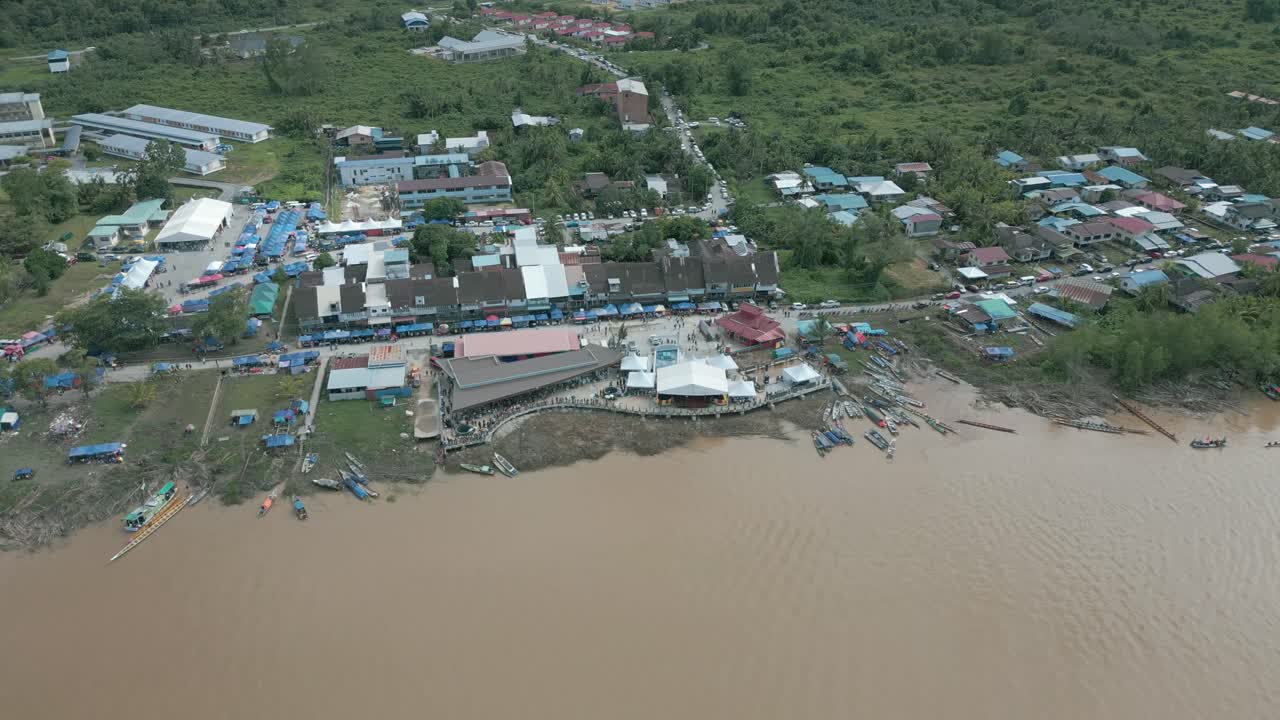 드론 뷰 링가 타운, 스리 아만 사라와크, 말레이시아