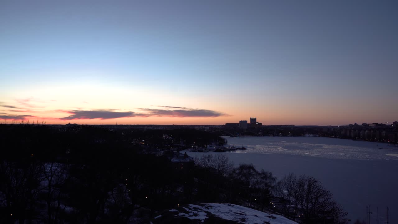 широкоугольный вид на город