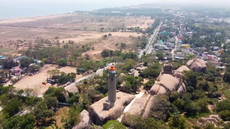 El-Grupo-De-Monumentos-En-Mahabalipuram-Es-Una-Colección-De-Monumentos-Religiosos-De-Los-Siglos-7-Y-8-D.C.-En-La-Ciudad-Turística-Costera-De-Mahabalipuram,-Tamil-Nadu,-India-Y-Un-Sitio-Del-Patrimonio-Mundial-De-La-Unesco