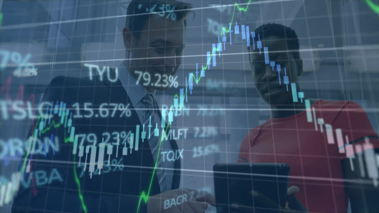 Animering av finansiell databehandling över olika affärsmänniskor på kontoret