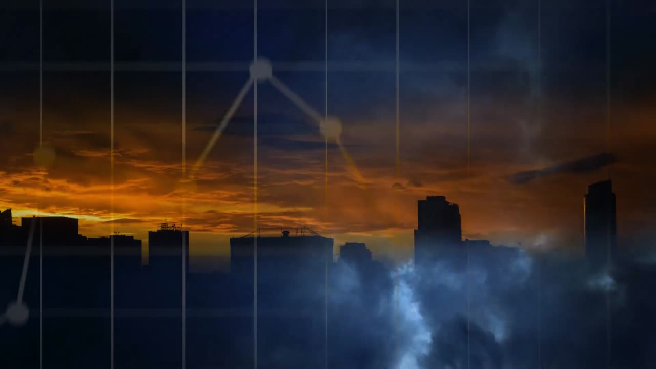 video de truenos y paisaje urbano
