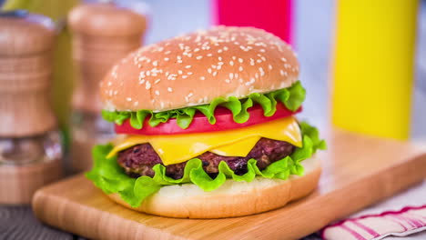 hamburguesa sabrosa y apetitosa hamburguesa con queso