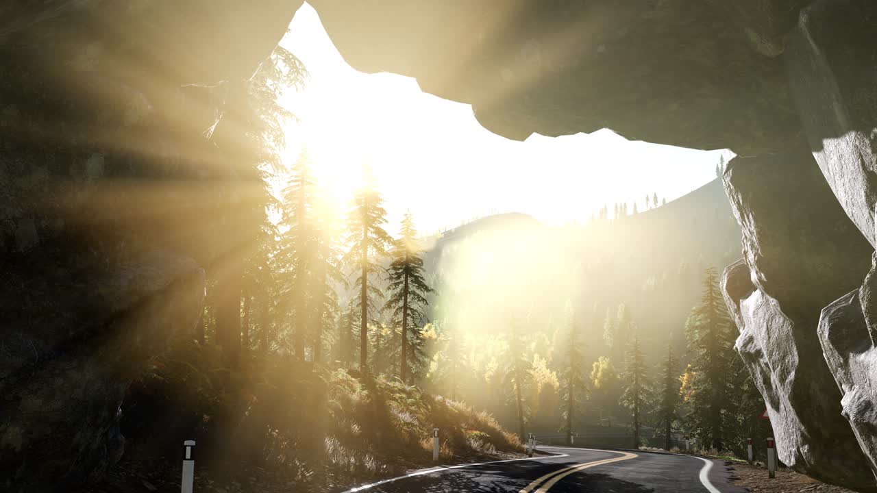 산 속 의 바위 로운 도로