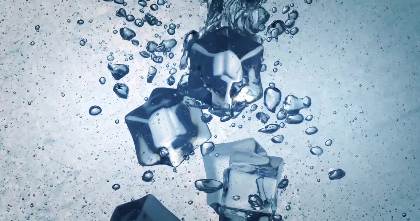 IJsblokjes die spatten in sprankelend water, abstracte koude achtergrond