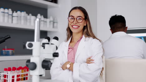 Happy-scientist,-woman-face