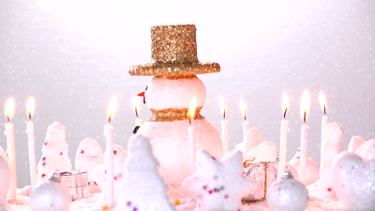 새해 또는 크리스마스 휴가 국제에 눈에 snowman., 행복한 시간, 눈이 떨어지는 회전 360도 주변 으로 볼 수 있습니다.