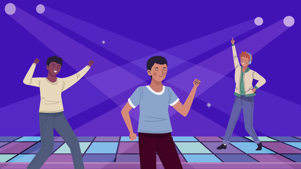 tres amigos bailando en un club nocturno