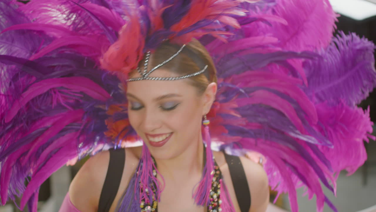 매력적인 쇼걸 댄스