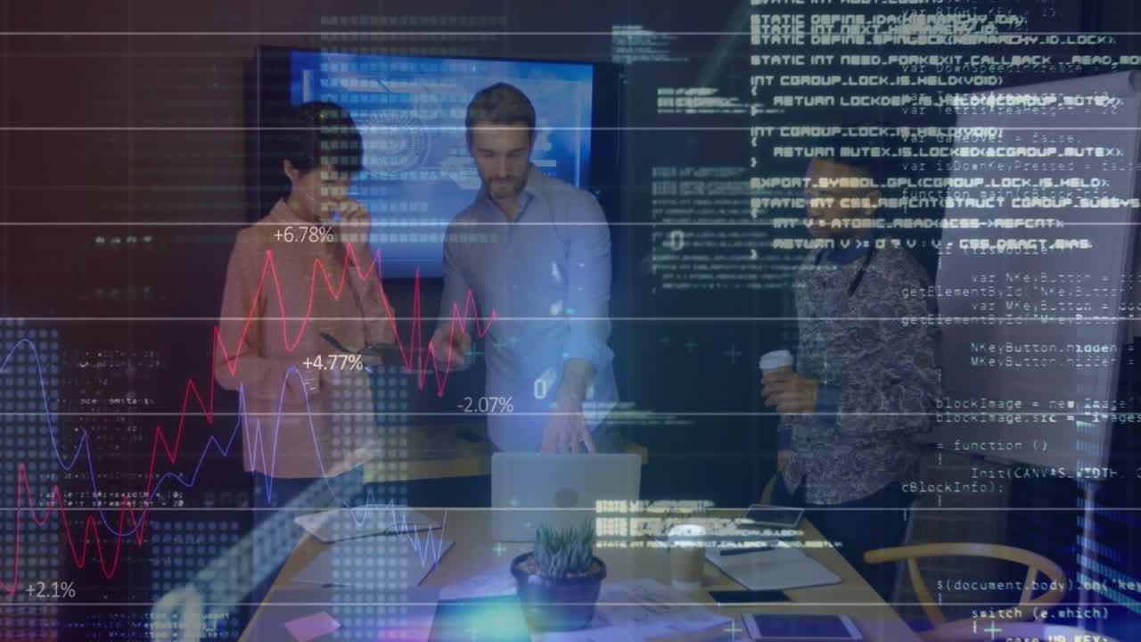 animación del procesamiento de datos sobre diversas personas de negocios que trabajan en la oficina