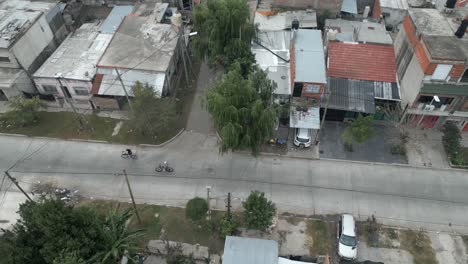Barrio-Pobre-Con-Apariencia-Ruinosa-En-Argentina.