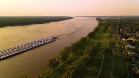 4K-Aerial-View-over-Mud-Island-and-Mississippi-River,-Memphis,-TN