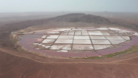 Pozos-De-Sal,-Salinas,-Isla-De-Sal,-Cabo-Verde,-Océano-Atlántico,-áfrica