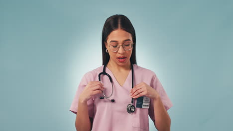 Face,-happy-nurse-and-woman-with-stethoscope