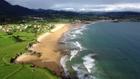 palmy próspero verde paisajes asturias españa antena