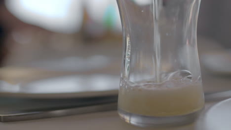 Pouring-beer-into-the-glass