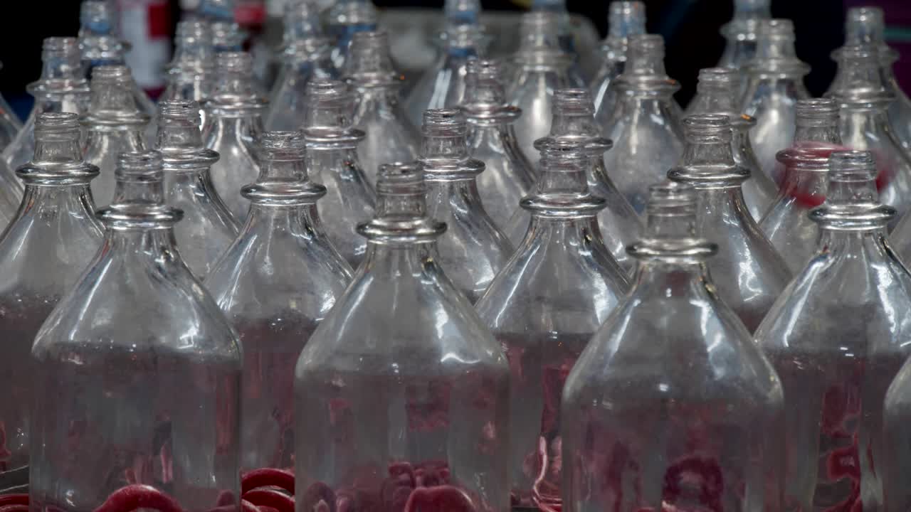 juego de lanzamiento de anillos de carnaval, cámara lenta.